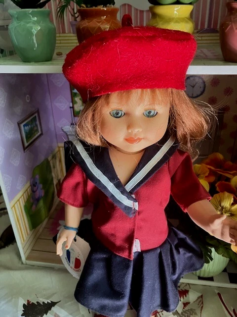 robe poupee mode et travaux marie francoise emilie NEUVE tres estivale