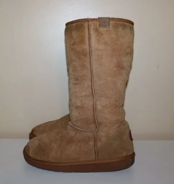 EMU Australian Womens 9 Tan Sheepskin Shearling Stinger Hi Boots Waterproof EUC