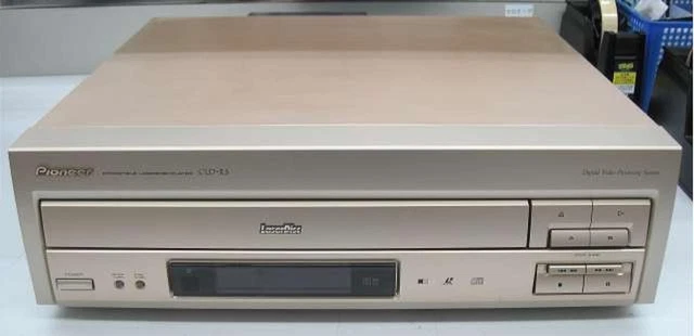 Lecteur Laserdisc Pioneer CLD-995 – Vintage Japon – Testé OK