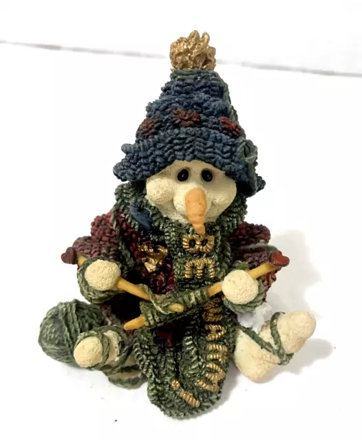 Boyds Bears Wee Folkstone "Pearl Too The Knitter" #36501-1 Knitting Snowman Yarn