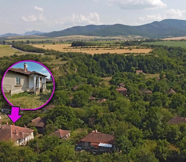Bulgarian House and Barn with Flat Yard Home Property Bulgaria EU spain climat 3