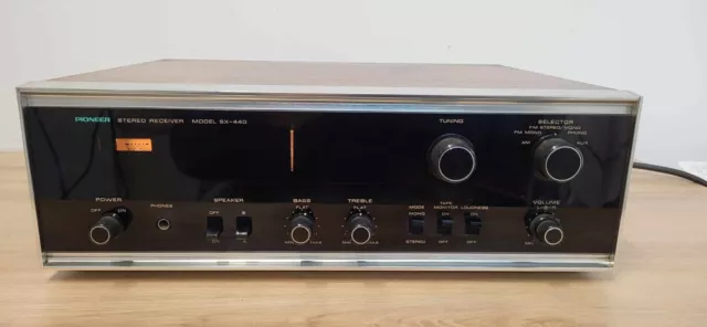 Pioneer SX-440 ampli tuner Stereo AM/FM (1969-71) Pioneer SX-440 ampli tuner Stereo AM/FM (1969-71)