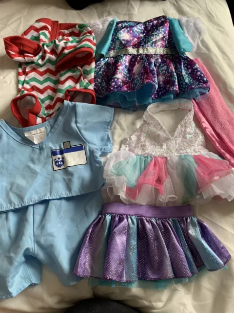 enorme pacchetto di vestiti 40+ articoli Build a Bear tra cui scarpe e accessori