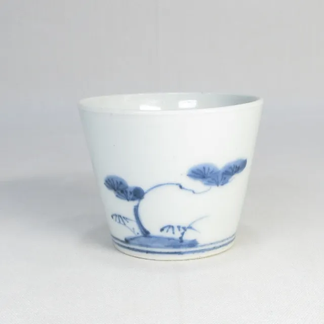 F2454: Really old Japanese SHOKI-IMARI blue-and-white porcelain cup SOBA-CHOKO 1