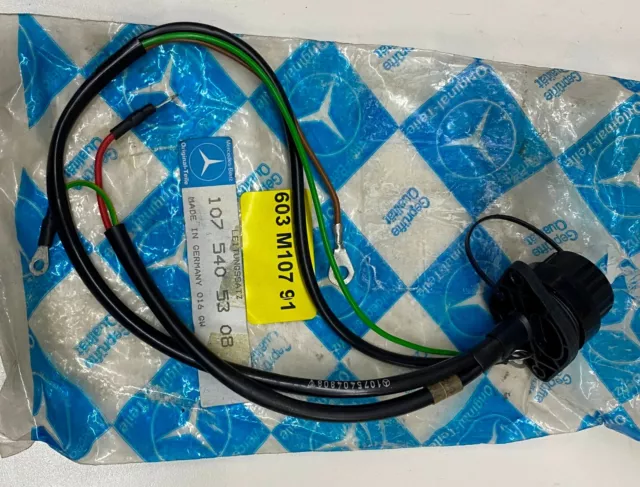 Emercedes  R107 380Sl,450Sl ,Slc Diagnostic Plug With Wiring 1075405308