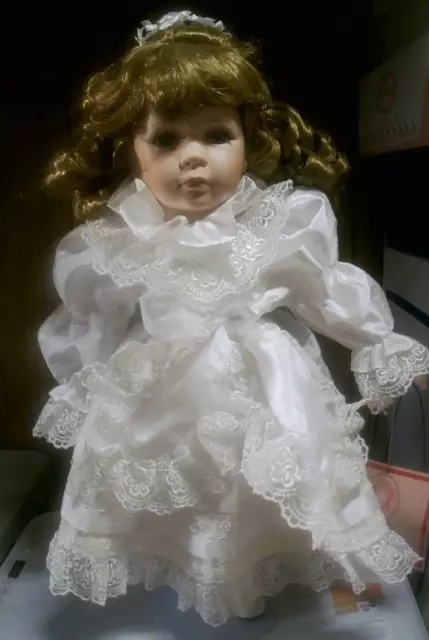 Design Debut Porcelain Doll "Gloria"