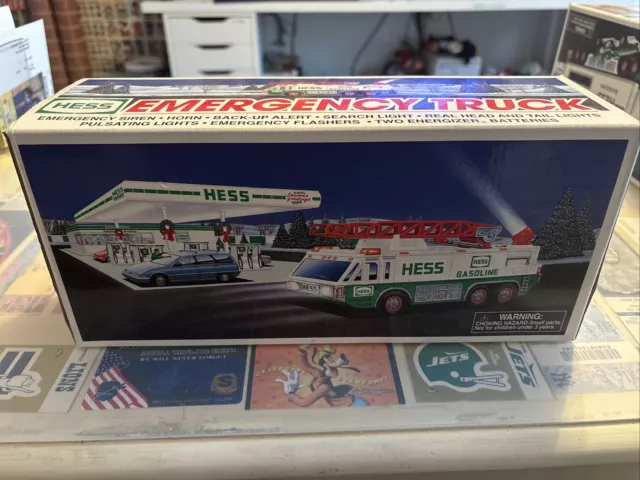 HESS Emergency Truck collectible - 1996 - NEW/SEALED