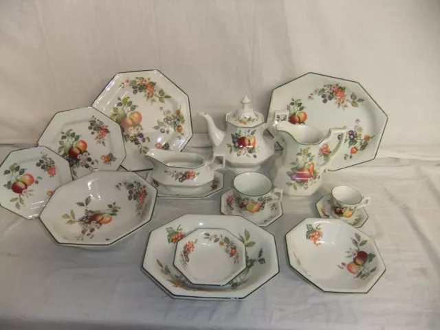 Johnson Brothers - Fresh Fruit - Fine English Tableware vintage pottery - 4E4A