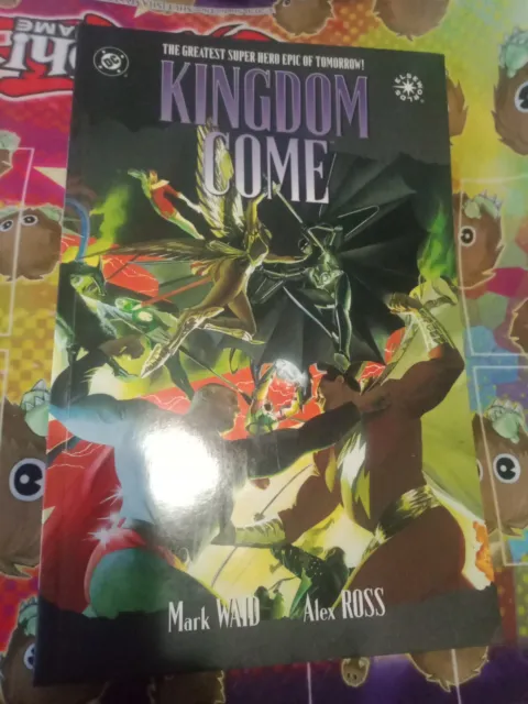 Kingdom Come (DC Comics Graphic Novel TPB 1996 )by Mark Waid w cd a13