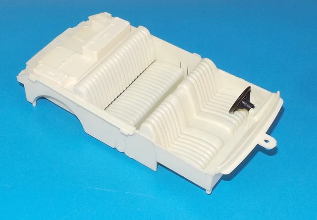 ANCIENNE RENAULT R16 À Friction – Joustra / Cij – Années 1960 Car Toy Beige EUR 64,90 - FR