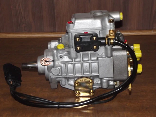 DIESELPUMPE-BUS VW T4 AUF ACV AJA-AUF 88-102 Ps + 2.5 TDI 074130115B