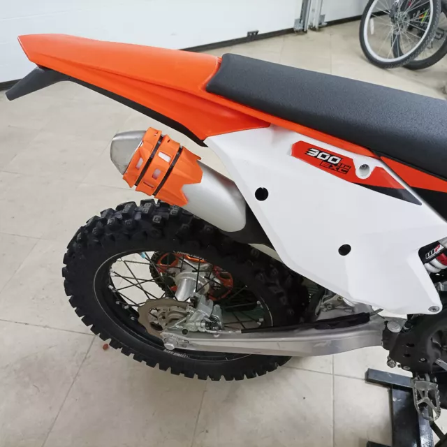Motorcycle Exhaust Tail Pipe Muffler Shield Protector for Honda Yamaha Orange