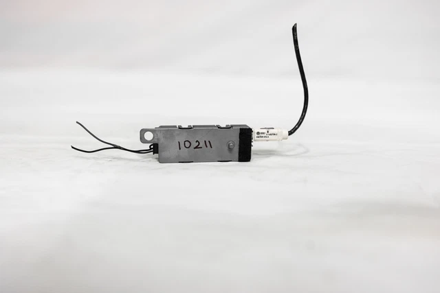 Volkswagen Passat Cc Antenna Aerial Amplifier Booster 3C8035552 2012