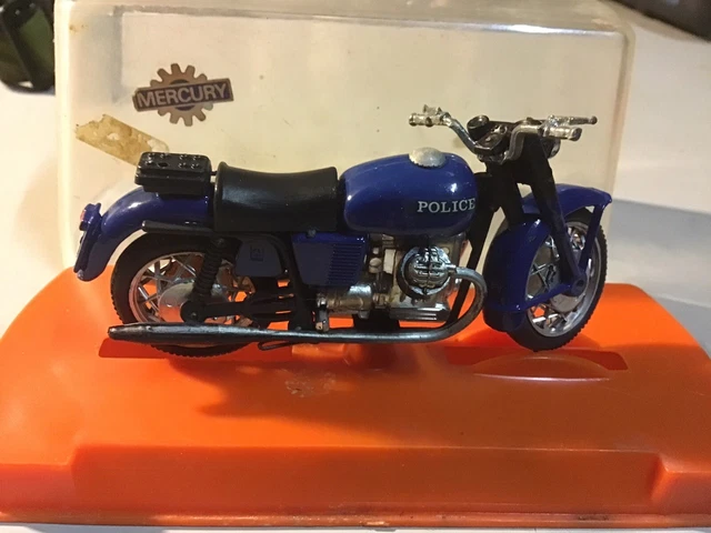 Moto de police miniature métal Mercury, boîte cristal.