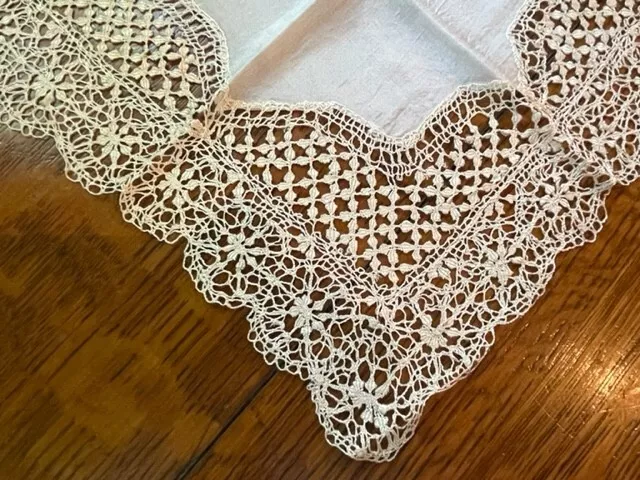 Antique Vintage Maltese Lace Silk Hanky Elegant Hand Lacework Antique Vintage Maltese Lace Silk Hanky Elegant Hand Lacework