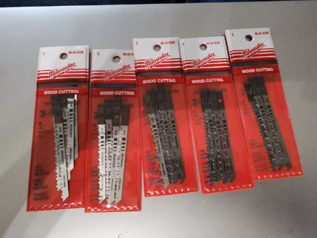 (25) 48-42-0240 Milwaukee 3-1/8" 8-TPI High Carbon Steel Jig Saw (BN121)