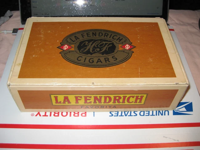 Vtg La Fendrich Favorita Cardboard CIGAR BOX G Cond FREE Shipping