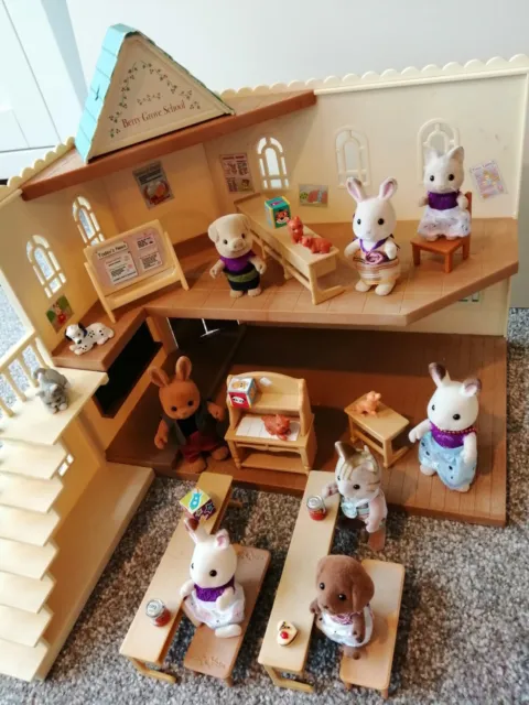 Sylvanian Families Berry Grove School.  8 Figures  Furniture And Extras.