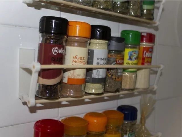 Especiero Estanteria de Plastico y Madera para botes de especias Spice rack H05