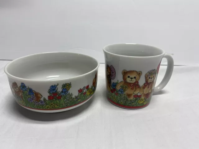 1984 Enesco Lucy and Me In The Garden Teddy Bear Set Cup Bowl Childs size