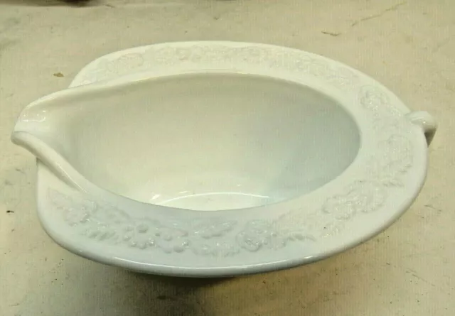 Anchor Hocking Milk Glass 1 Cup Gravy Sauce Bowl with Pour Spout & Handle