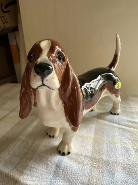 BESWICK DOG BASSET HOUND FOCHNO TRINKET GLOSS No. 2045A  LARGE PERFECT