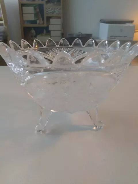 L👀K Vintage 3-Footed Cut Crystal Bowl - Strawberry  Design  7" Diameter