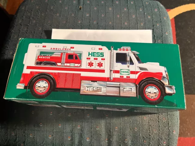 2020 Hess Toy Truck Ambulance & Rescue Truck Brand New In Box Some Box Wear