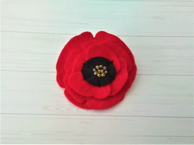 Felt Poppy Brooch - Remembrance Day Poppy