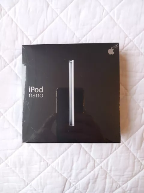 Apple iPod Nano 1st Gen 1GB Genuine BRAND NEW SEALED