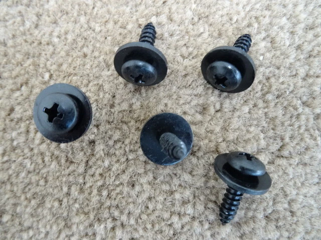 Volkswagen Wheel Arch, Mudflap & Splash Guard Mount 4.7Mm Screw Rivet