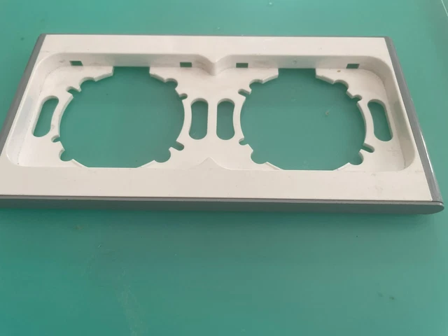 Bornier Legrand Viking3 2 étages 2,5 Mm Gris – Unité (1 Pièce), Neuf