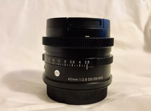 Sigma Contemporary 45mm f/2.8 DG DN Standard Camera Lens - Leica/Lumix L Mount