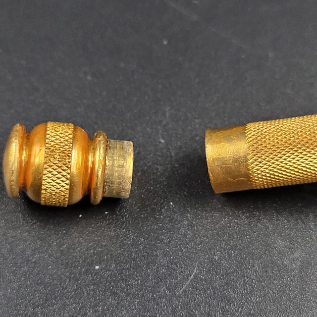 Vintage 1930's Gillette Goodwill Gold Tone DE Ball End Open Comb Razor 10