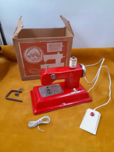 Regina Blech - Kinder Nähmaschine Rot Mit Original Verpackung Vintage Spielzeug