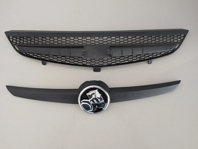 Holden VZ Monaro Upper Grille
