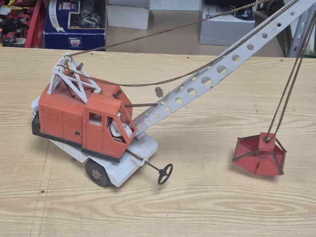 Grue Joustra Arpheuilles 18200 Jeux - Jouets