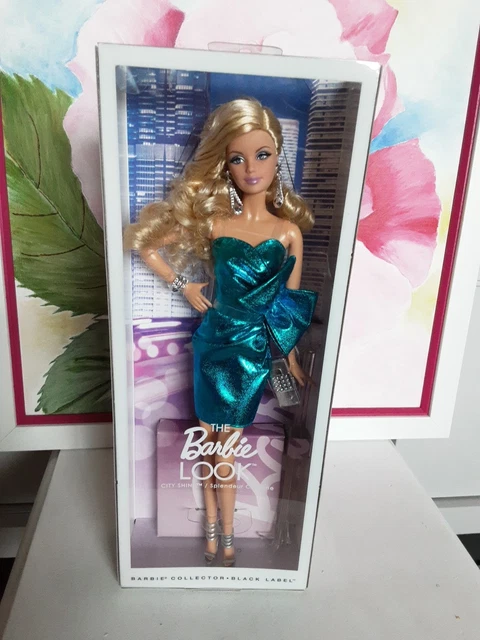 Barbie a jiné panenky: Barbie Look - City Shine - Bronze Dress (205