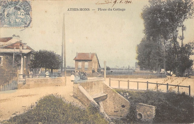 CPA 91 ATHIS MONS / PLACE DU COTTAGE / colored cpa