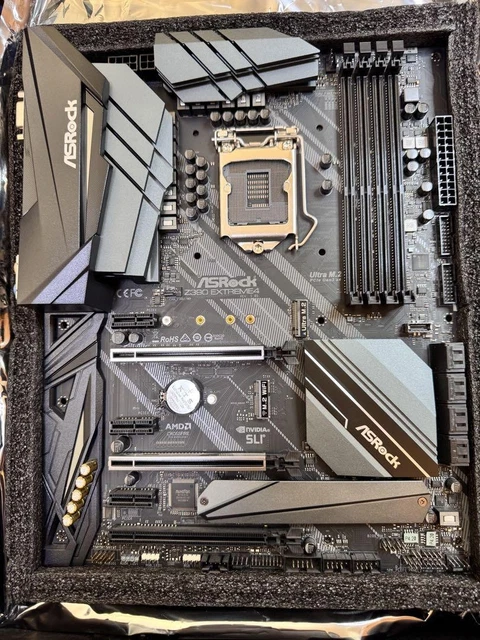 Intel core i7 9700KF とAsrock Z390 PRO4 CPU I7 9700KFマザーボード