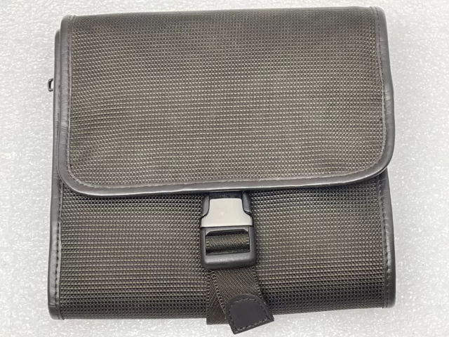Samsonite Black Label Quad Fold Accessory Essential Kit Bag Tie Toiletry Carry