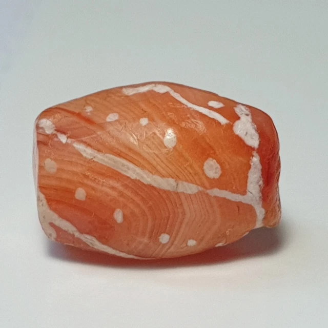 Ancient Rare Indo-Tibetan Pyu Kushan Etched Carnelian Agate Bead