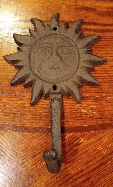 Cast Iron Sun Face Shining Coat Hat Towel Bath Key Wall Hook 7"x5"