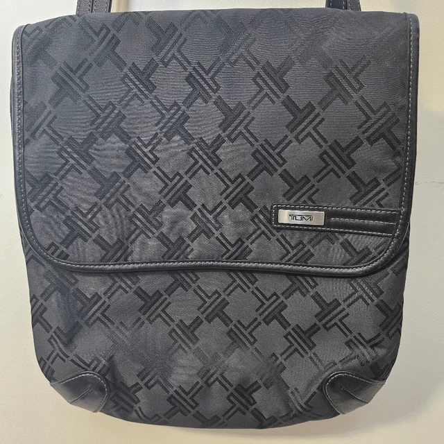 Tumi Leather Trim Snap Closure Crossbody Bag Messenger Travel Organizer Unisex B 3