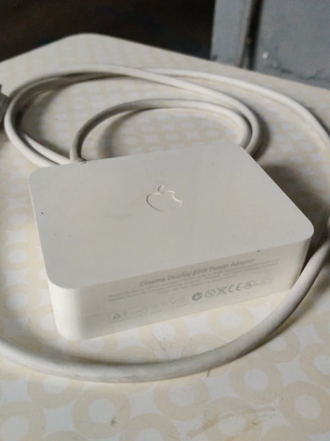 Apple A1096 Cinema 65W Display Power Adapter