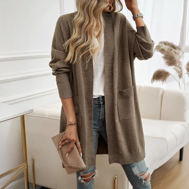 Manteau de cardigan tricoté avec boutons de patchwork léopard imprimé à
