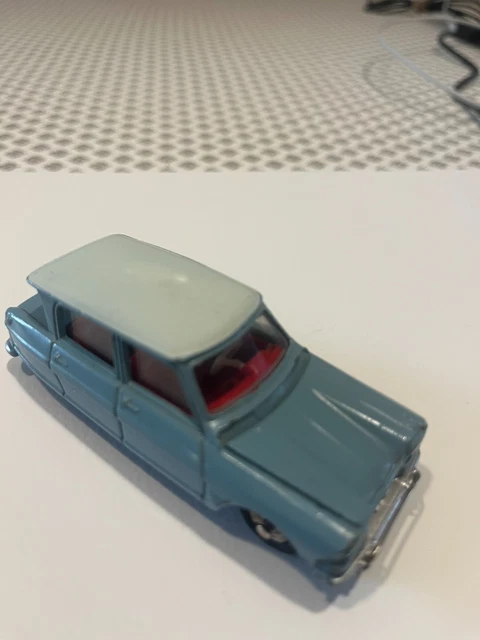 Jouet Dinky Toys France - Citroën 3CV Ami 6 - Modèle R557 1962 - Occasion Bon état
