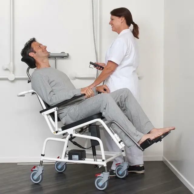Combi Commode / Shower Chair