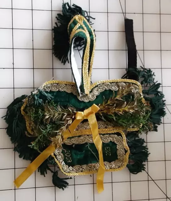 Breyer Arabian Costume for 2003 Holiday Horse Silent Knight