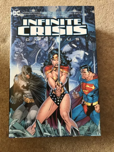 Infinite Crisis Omnibus (DC Comics, August 2012)